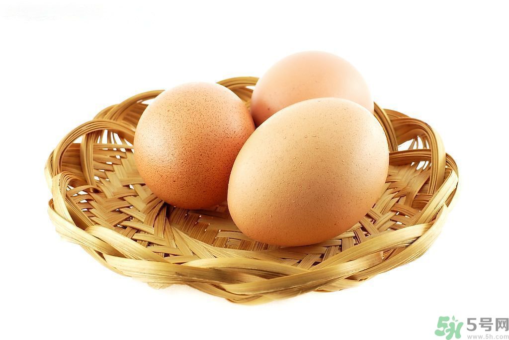 雞蛋能和牛奶一起吃嗎？雞蛋不能和什么一起吃？