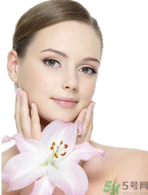 防曬霜和隔離有什么區(qū)別嗎？涂防曬霜對皮膚好嗎？