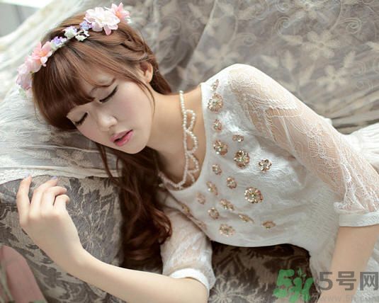 來(lái)月經(jīng)全身酸痛怎么回事？來(lái)月經(jīng)全身酸痛怎么辦？