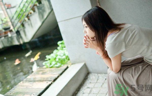 月經(jīng)推遲怎么辦？月經(jīng)推遲是什么原因？