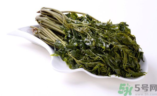 吃香椿要焯水嗎？吃香椿焯水還有營養(yǎng)價值嗎？