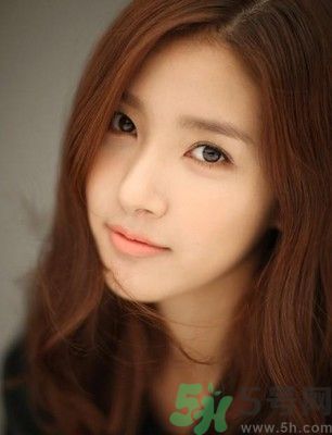 女生手腳冰涼是什么原因？手腳冰涼怎么調(diào)理？