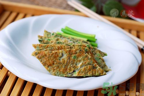 香椿雞蛋餅怎么做？香椿煎蛋餅做才能好吃？