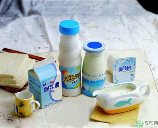 高血脂可以吃雞蛋嗎？高血脂可以喝牛奶嗎？