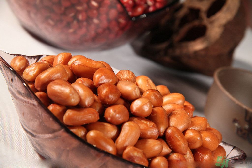 高血脂可以吃花生嗎？高血脂可以吃瓜子嗎？