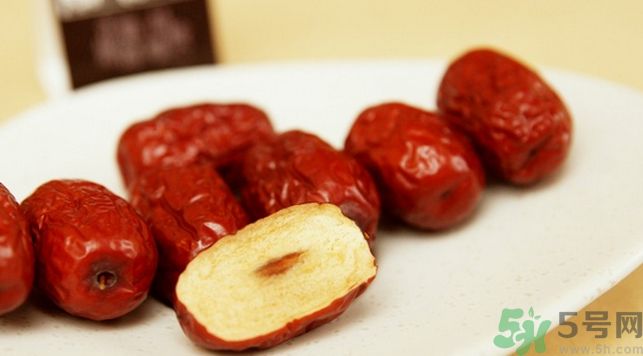 高血脂可以吃核桃嗎？高血脂可以吃紅棗嗎？