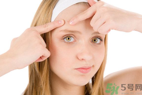 為什么會(huì)長(zhǎng)痘痘？痘痘有哪幾種類型的？