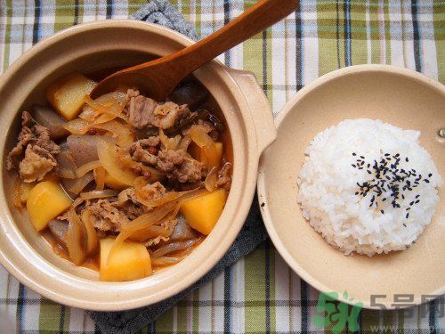 土豆絲和土豆片哪個(gè)更好吃？土豆片可以炒什么？