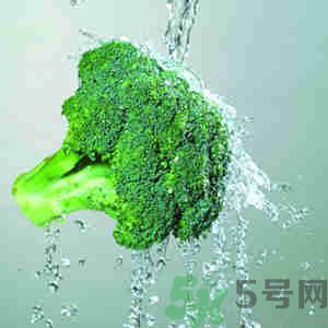 西藍(lán)花怎么才能洗干凈？西藍(lán)花要怎么切？