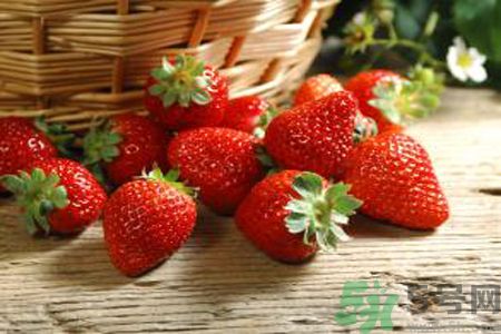 糖尿病可以吃草莓嗎？糖尿病吃草莓好嗎？