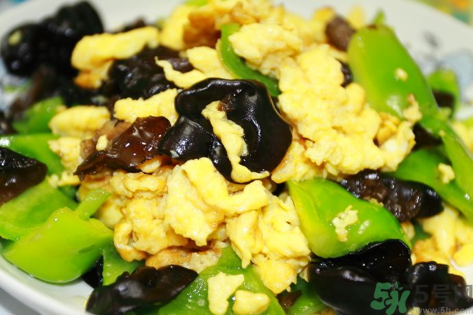 黑木耳炒雞蛋怎么做？黑木耳炒雞蛋怎么做最好吃？