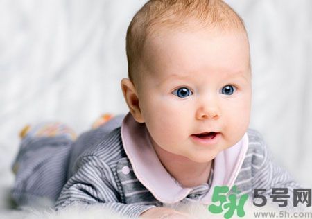 新生兒肚子硬邦邦的是怎么回事?寶寶肚子硬邦邦的怎么辦?.jpeg 新生兒肚子硬邦邦的是怎么回事?寶寶肚子硬邦邦的怎么辦?.jpeg