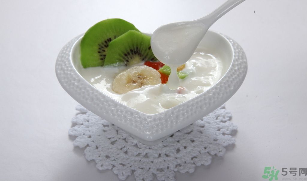 胃潰瘍可以喝酸奶嗎？胃潰瘍喝酸奶好嗎？