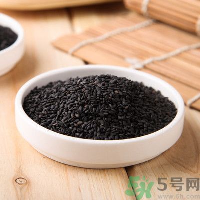黑芝麻怎么吃可以治白發(fā)？黑芝麻真的能治白頭發(fā)？