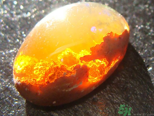 三生石是真的嗎？三生石能保佑姻緣嗎？