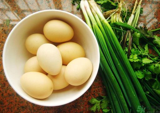 痛風(fēng)能吃雞蛋嗎？痛風(fēng)吃雞蛋好嗎？