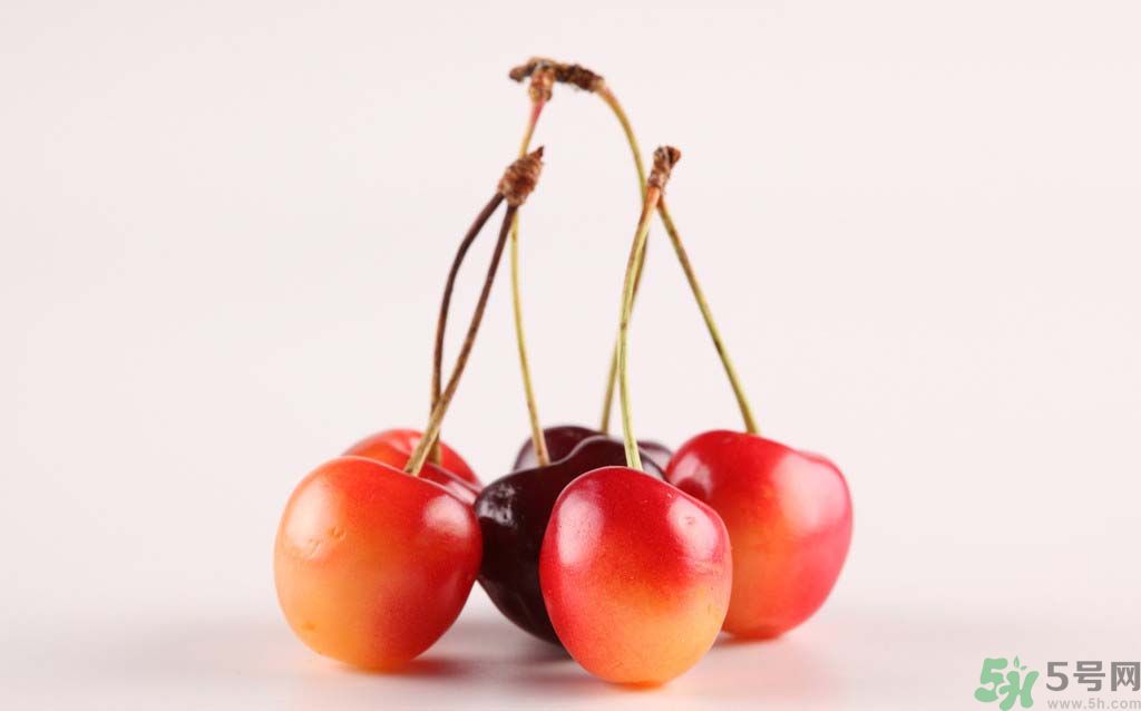 痛風(fēng)可以吃櫻桃嗎？痛風(fēng)吃櫻桃好嗎？