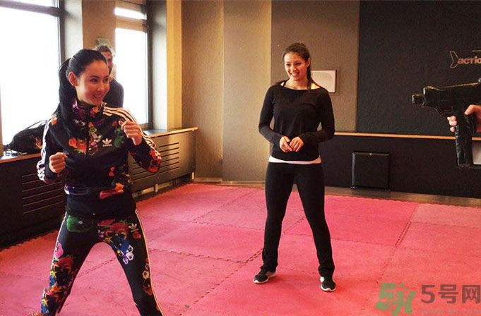 張柏芝復(fù)出拍戲很缺錢？TOP入伍前最后一次給了張柏芝！