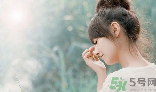 90后女孩癱瘓后出版25萬(wàn)字 女人要怎樣生活最好？