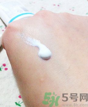 apieu防曬霜怎么樣？apieu防曬霜好用嗎？