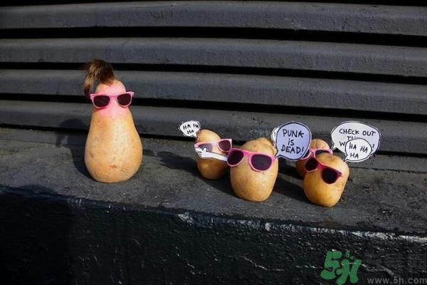 土豆變綠還能吃嗎？土豆變綠有什么危害？