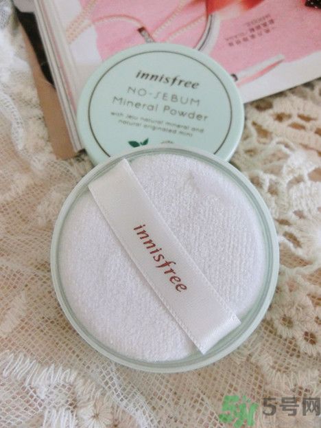 悅詩風(fēng)吟散粉控油怎么樣？悅詩風(fēng)吟散粉好用？