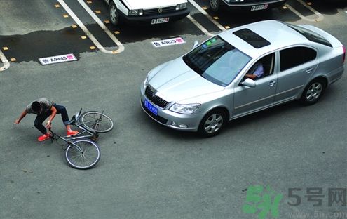 碰瓷影后是怎么回事？遇到碰瓷怎么辦？