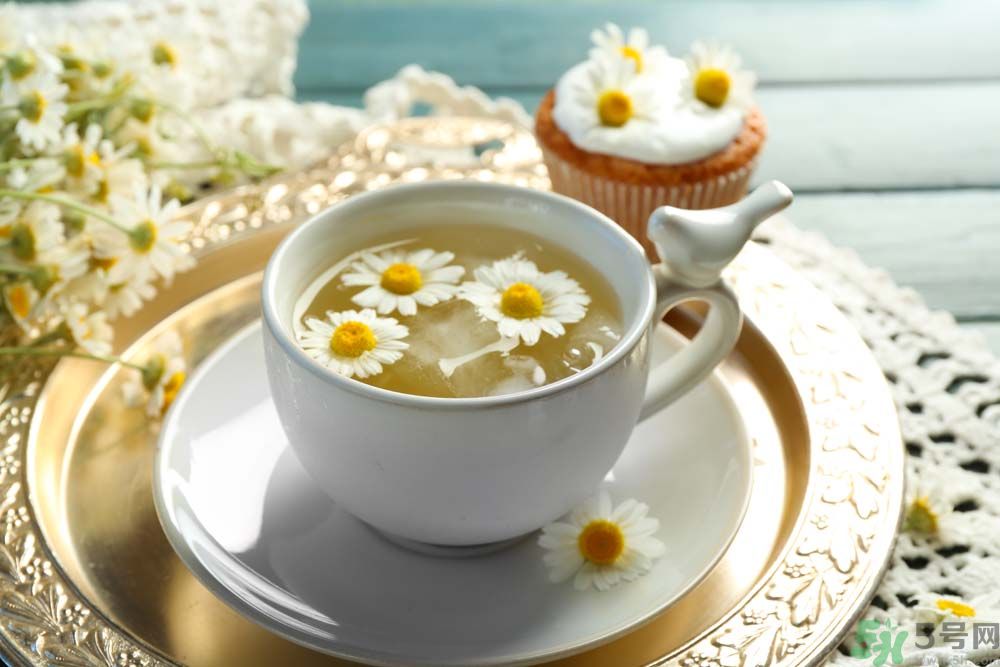 牡丹花可以和菊花一起泡嗎？牡丹花和菊花一起泡茶好嗎？