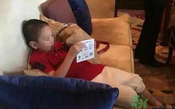 男孩遭校長(zhǎng)暴打的結(jié)果是什么？男孩遭校長(zhǎng)暴打的真相是什么？