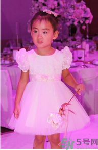 佟大為女兒叫什么？佟大為有2個女兒嗎？