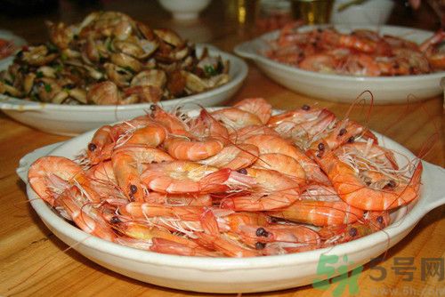 吃海鮮能喝牛奶嗎?吃海鮮喝牛奶會怎么樣 吃海鮮能喝牛奶嗎?吃海鮮喝牛奶會怎么樣