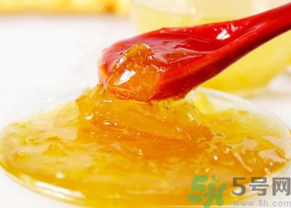 蜂蜜擦臉可以祛斑嗎？蜂蜜祛斑最簡單的方法