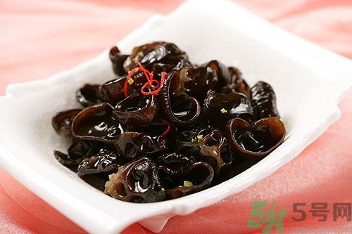 萵筍可以和木耳一起炒嗎？萵筍和木耳一起炒好嗎？