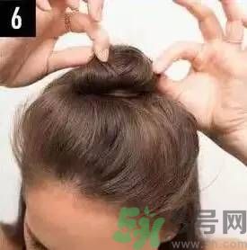 半丸子頭怎么扎?半丸子頭扎發(fā)視頻教程 半丸子頭怎么扎?半丸子頭扎發(fā)視頻教程