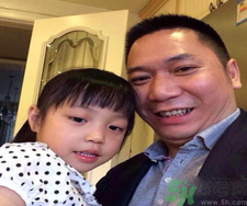 小四月是誰？小四月的爸爸是誰？