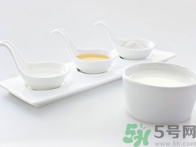 牛奶和酸奶哪個更加健康？牛奶和酸奶哪個更好？