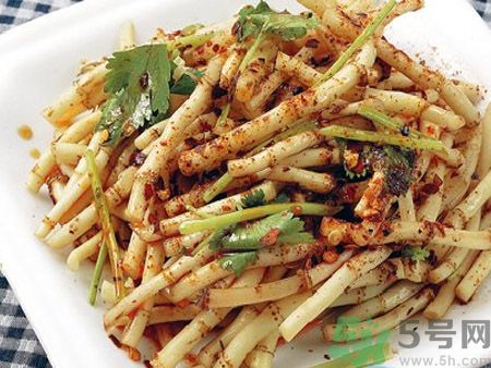 魚(yú)腥草可以生吃嗎？魚(yú)腥草怎么吃？