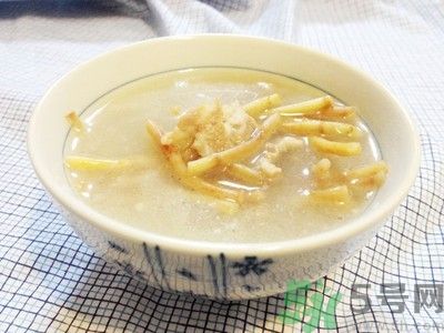 魚腥草可以燉雞湯嗎？魚腥草燉雞湯好不好？