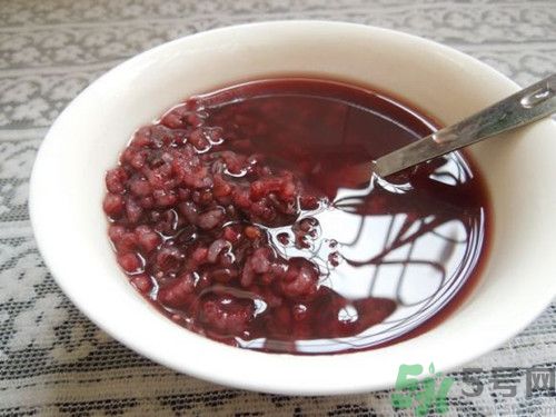 黑米粥怎么煮容易爛?煮黑米粥要煮多久 黑米粥怎么煮容易爛?煮黑米粥要煮多久
