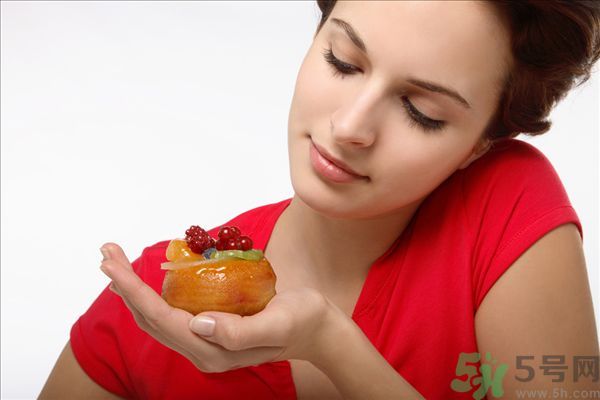 左撇子是天生還是遺傳的？左撇子是天生的嗎？