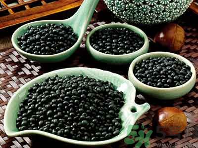 黑豆要泡多久才會軟？黑豆要越泡越久嗎？