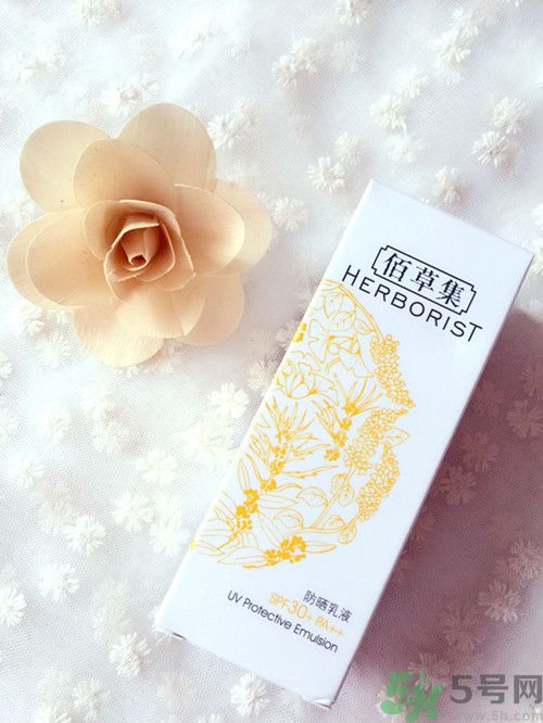 干性皮膚用佰草集防曬霜哪個好？干性皮膚用佰草集防曬霜好嗎？