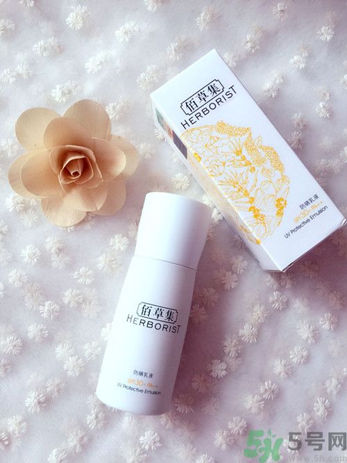 干性皮膚用佰草集防曬霜哪個好？干性皮膚用佰草集防曬霜好嗎？