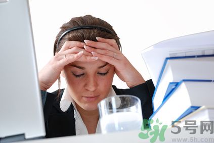 工作壓力大吃什么緩解？工作壓力大怎么調(diào)節(jié)？