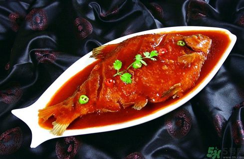 武昌魚是鳊魚嗎？武昌魚和鳊魚區(qū)別哪個(gè)好吃？