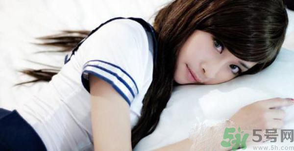 為什么沒穿內(nèi)衣被拍照處分？沒穿內(nèi)衣被拍照處分是怎么回事？