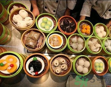 早餐吃面還是包子比較好？早餐吃包子和面健康嗎？