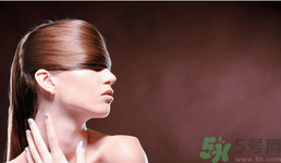 為什么頭發(fā)越來越油？頭發(fā)應(yīng)該幾天洗一次？