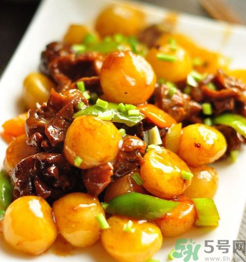 土豆皮變綠還可以吃？土豆發(fā)青吃了會(huì)中毒嗎？