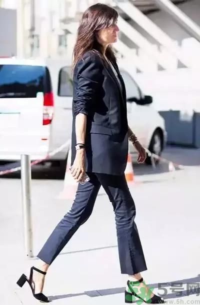 穿牛仔褲毀滅未來 牛仔褲怎么穿好看？